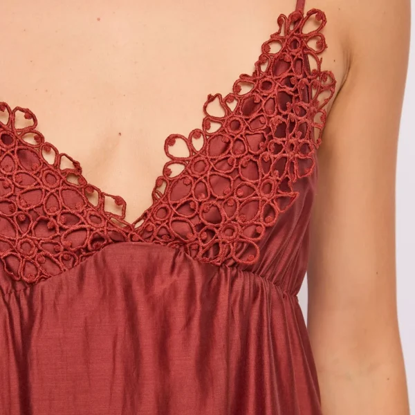 Vestido Gaudí Fashion teja escote