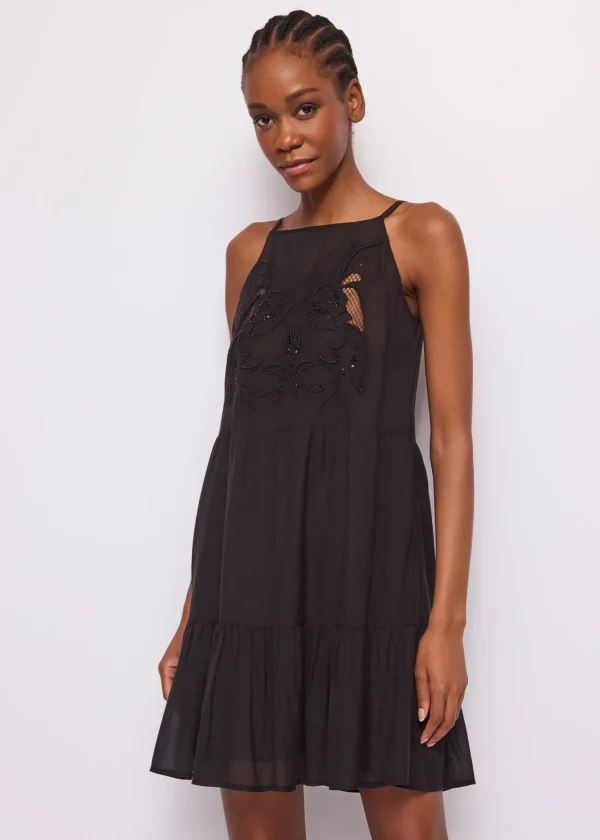 Vestido Corto Bordado