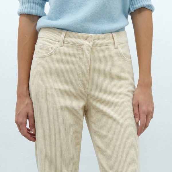 Pantalón ancho amarillo mostaza ANDAM vista de espalda