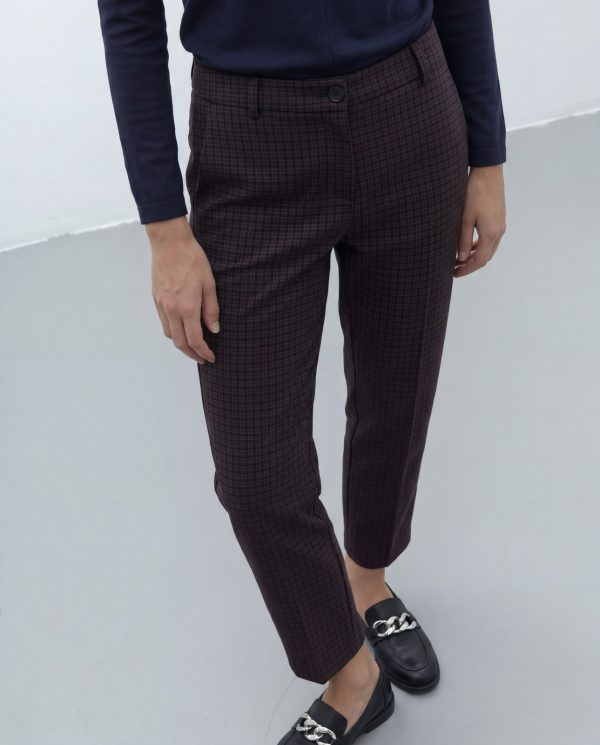 Pantalón de cuadro micro marrón ANDAM detalle de la cintura