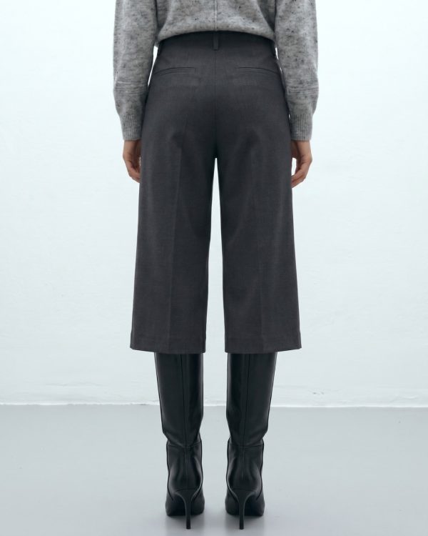 Pantalón culotte de paño gris antracita ANDAM vista de espalda