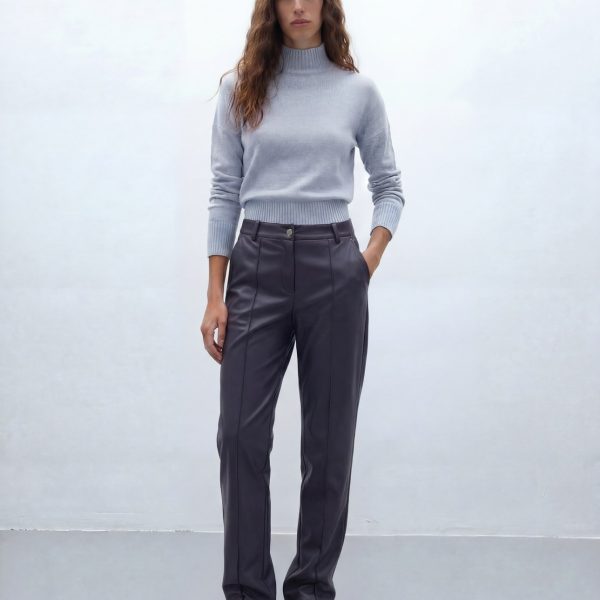 Pantalón de ecopiel azul oscuro ANDAM vista frontal