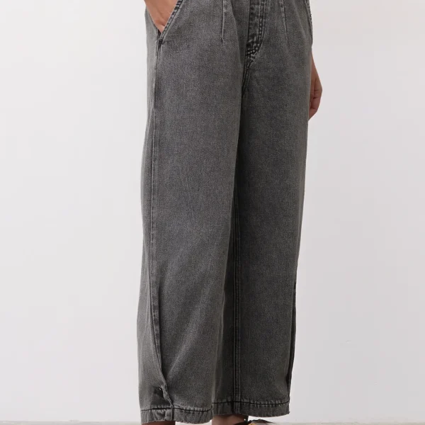 Pantalón vaquero globo denim gris BSB, detalle de la cintura elástica