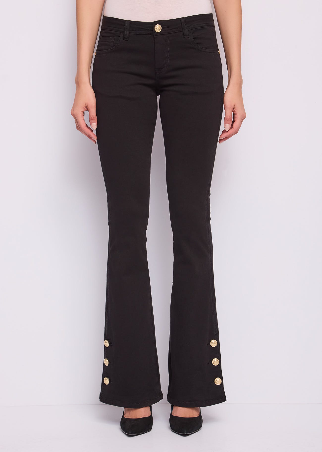 Pantalón acampanado de Gaudí Jeans visto de frente