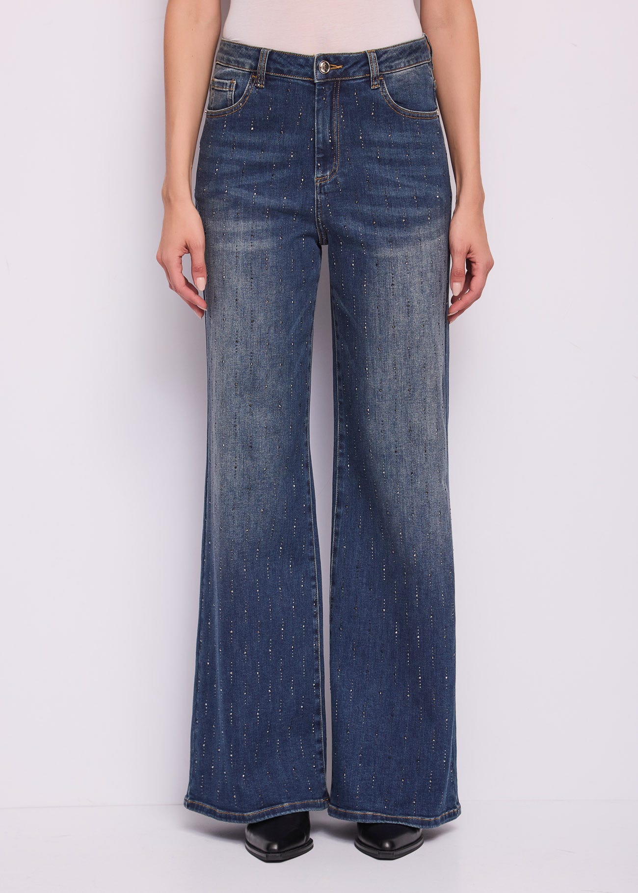 Vaquero de pierna ancha con pedrería Gaudí Jeans para mujer