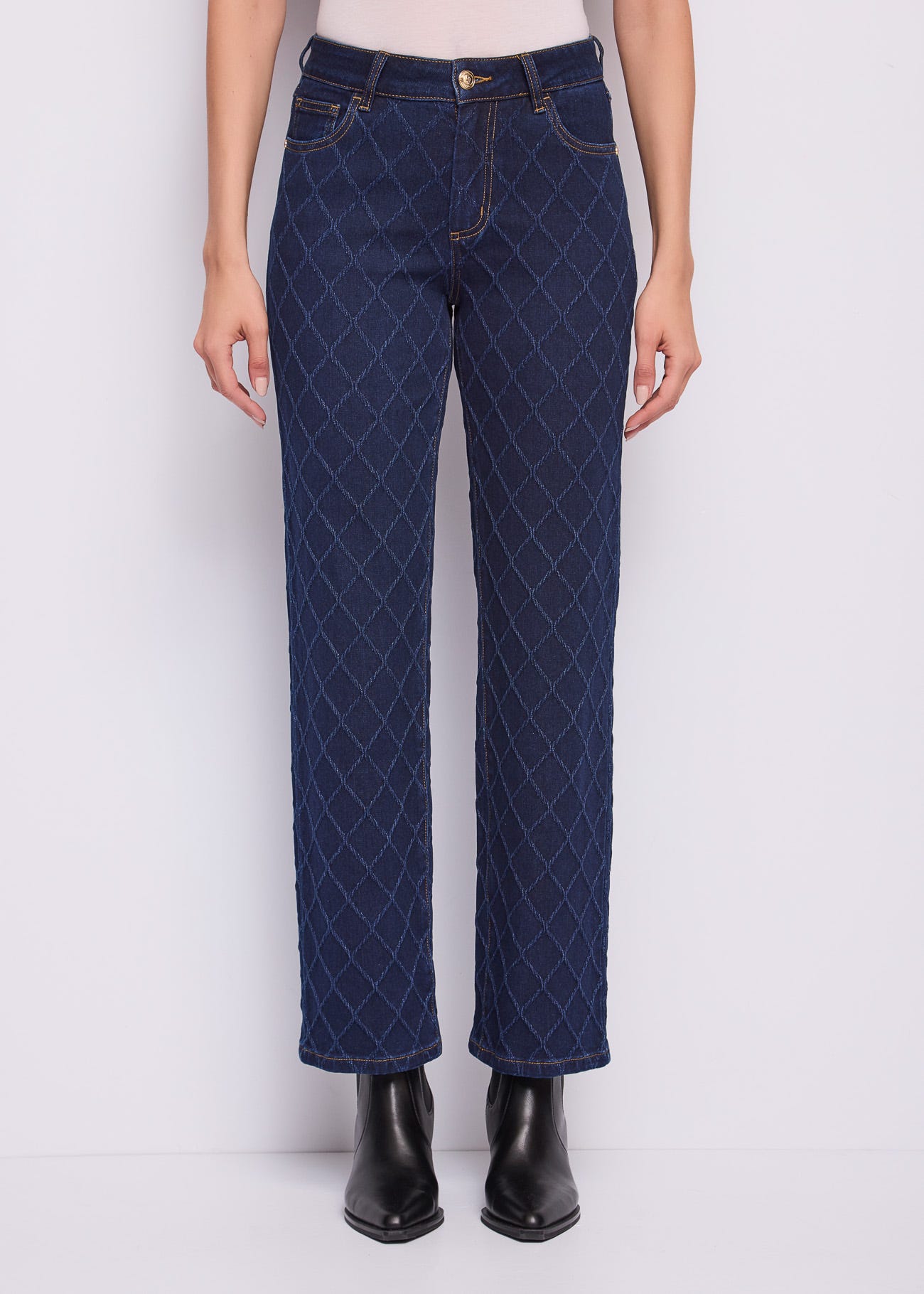 Vaquero de corte recto de Gaudí Jeans visto de frente